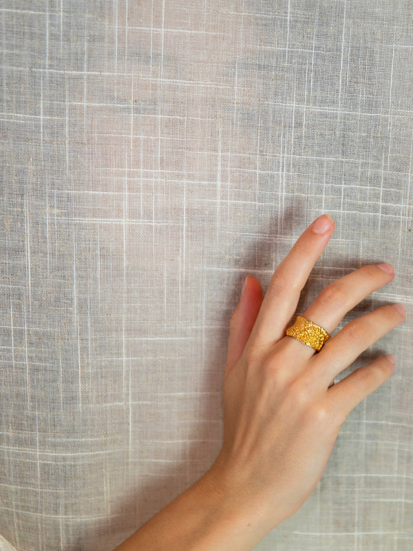 Gold Textured Shank Ring